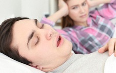 Ngủ ngáy có thể gây ra biến chứng nguy hiểm: Chuyên gia chỉ các bài tập chữa ngáy khi ngủ