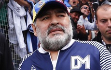 "Cậu bé vàng" Maradona ngã đập đầu và bị bỏ mặc ba ngày trước khi qua đời?