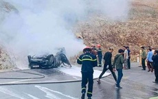 Tai nạn thương tâm: Xe ô tô bốc cháy, 1 người tử vong, 2 người bị thương