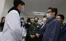 Tiêm vacccine COVID-19 "made in Vietnam" Nano Covax mũi 2 liều nhỏ nhất cho 3 người đầu tiên