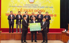 Vietcombank ủng hộ 10 tỷ tại Lễ phát động toàn dân chung tay phòng, chống dịch COVID-19