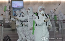 Gần 6.800 người Hàn Quốc mắc COVID-19, 44 người tử vong