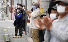 Người bệnh chết gục trên phố giữa làn sóng kỳ thị Covid-19 ở Nhật