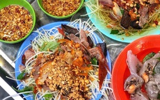Loạt món trộn ngon được yêu thích ở Hà Nội
