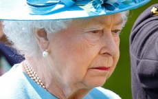 Tiền bạc cạn kiệt do dịch COVID-19 hoành hành, Nữ hoàng Anh đau đầu đối diện với khó khăn chưa từng có
