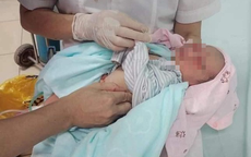 Diễn biến trở nặng, bé sơ sinh bị bỏ rơi dưới hố ga ở Hà Nội vẫn chưa có người thân nào đến hỏi thăm