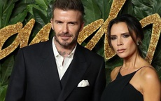 "Cuộc chiến" quà cưới con trai cả nhà Beckham: Nhà tỷ phú đằng gái "thầu" cả hôn lễ, vợ chồng Beckham tặng cả biệt thự ở London