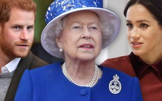 Hành động lạ của Meghan Markle và Hoàng tử Harry dành cho Nữ hoàng Anh khiến công chúng ngỡ ngàng