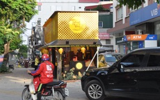 Hà Nội: Quầy bán bánh trung thu “mọc lên như nấm” dọc vỉa hè, sân chung cư
