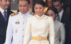 Công chúa bị lưu đày cùng mẹ bên Anh nhưng sau đó được Vua Thái Lan yêu thương hết lòng là ai?