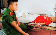 Thiếu úy công an hiến máu cứu cậu bé người Mông ngã dập vỡ gan