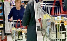 Thủ tướng Đức đi siêu thị