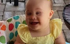 Bé gái 4 tuổi mắc hội chứng Down bị bố bỏ đói đến chết trong cũi, cảnh tượng nơi hiện trường khiến những người chứng kiến ám ảnh