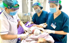 Bệnh viện Sản Nhi Quảng Ninh đỡ đẻ thành công cho sản phụ trong khu cách ly