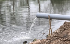 Hà Nội: Gấp rút thi công cống ngầm gom nước thải "giải cứu" sông Tô Lịch