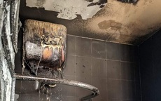 Cụ bà 80 tuổi may mắn thoát khỏi ngôi nhà bị cháy rụi