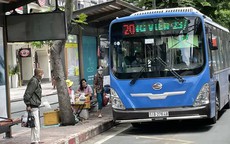 Xe khách, xe buýt, ôtô công nghệ ở TP HCM hoạt động trở lại từ 5/10