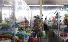 Chợ truyền thống ế ẩm sau dịch