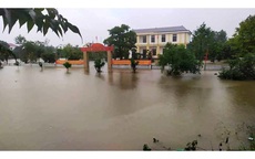 Mưa lớn dài ngày, nhiều địa phương ở Hà Tĩnh ngập nặng