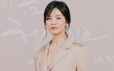 5 mỹ nhân Hoa - Hàn đại chiến khoe dáng: Song Hye Kyo bị đàn em lấn lướt
