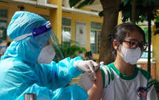 Ngày 18/11: 10.223 ca nhiễm mới, thêm 1 triệu liều vaccine Moderna về Hà Nội