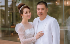 Mai Thu Huyền và chồng doanh nhân giàu có kỷ niệm 19 năm cưới