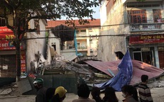 Kinh hoàng khoảnh khắc ngôi nhà 3 tầng ở TP Lào Cai sập đổ