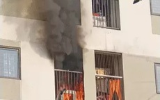 Hà Nội: Máy giặt bốc cháy ở chung cư Linh Đàm, khói đen bao trùm nhiều căn hộ tầng trên khiến cư dân hoảng hốt