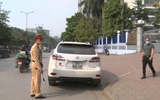 Điều tra ô tô Lexus đeo biển kiểm soát của chiếc xe khác
