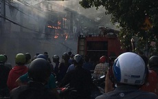 Cháy lớn ở quán cơm tại TP Thủ Đức, nhiều gia đình bị ngắt điện