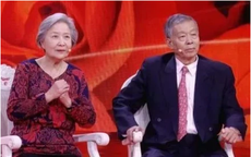 Từng cắt dạ dày, bị lao phổi, vợ chồng bác sĩ sống khỏe tới 80 tuổi nhờ 2 thứ này