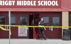 Nữ sinh lớp 6 xả súng ở trường học Mỹ khiến 3 người bị thương, học sinh và phụ huynh hoảng loạn tột độ