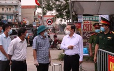 Phó Chủ tịch UBND TP Hà Nội: “Phải đảm bảo không có tiếp xúc gần giữa nhà với nhà tại khu vực cách ly xã Tô Hiệu, huyện Thường Tín”
