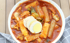 Vốn là biểu tượng trong ẩm thực xứ kim chi nhưng người Hàn lại đang "phát sốt" với phiên bản từ bánh tráng Việt Nam: Cách làm hóa ra vô cùng đơn giản!