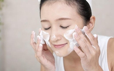 8 bước skincare tưởng tốt nhưng lại càng khiến da xấu tệ hại