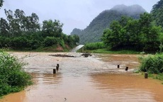 Quảng Bình: Nhiều địa bàn bị chia cắt do lũ