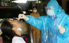 Hà Nội: Nữ sinh 16 tuổi và mẹ của người bán rau dương tính SARS-CoV-2