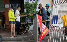 Chủ tịch phạt Bí thư phường ở Hà Nội vì ra đường không đeo khẩu trang