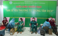 Y bác sĩ Bệnh viện Bạch Mai hiến máu cứu bệnh nhân nặng ở TP Hồ Chí Minh