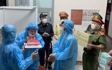 Sinh nhật xúc động tại chốt kiểm soát dịch COVID-19 của cán bộ y tế Quảng Bình