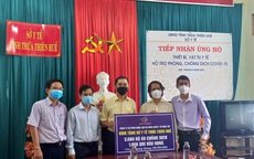 Thừa Thiên Huế: Tiếp nhận hàng nghìn bộ đồ bảo hộ hỗ trợ lực lượng tuyến đầu chống dịch