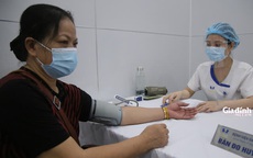 Bộ Y tế: Không cần đo huyết áp với tất cả người tiêm vaccine COVID-19