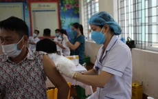 Quảng Ninh đẩy nhanh chiến dịch tiêm vaccine phòng COVID-19 trên diện rộng