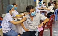 Hải Phòng: Người dân thấy yên tâm khi được tiêm vaccine trong dịch COVID-19