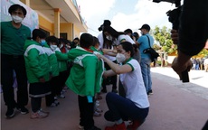 FE CREDIT MANG TẾT ẤM ĐẾN VÙNG CAO