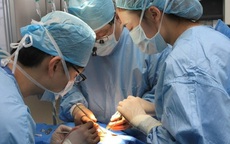 Sản phụ ở Hải Dương bị dây rốn bám màng hiếm gặp được các bác sĩ tại Quảng Ninh cứu sống