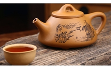 Loại ấm trà nào nổi tiếng pha trà ngon nhất? Từ xa xưa giới quyền quý đã săn lùng mua các loại ấm chén để thưởng trà