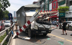 Cây cầu "bất ổn" ở Hà Nội được lắp camera thông minh cảnh báo xe từ xa