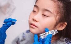 Bác sĩ BV Việt Đức chia sẻ về hậu COVID-19 ở trẻ em, có một việc cha mẹ tuyệt đối tránh để trẻ không bị ám ảnh