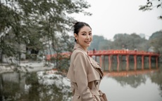 Hoa hậu Hà Kiều Oanh thăm thắng cảnh Hà Nội